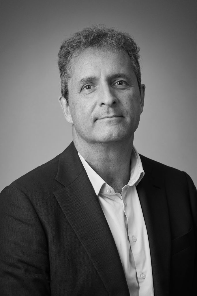 Martin Earp